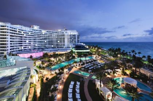 Встреча Нового Года в отеле Fontainebleau Miami Beach