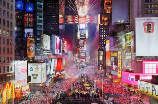 Встреча Нового года в Нью-Йорке на ежегодном BallDrop Times Square Event 31 декабря 2018 года